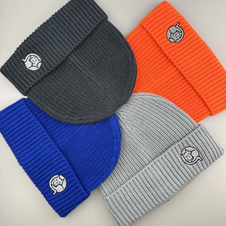 Ziemas cepure Kaķis gulošs