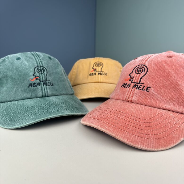 Cepure ar nagu Asa Mēle (zema profila piegriezums)